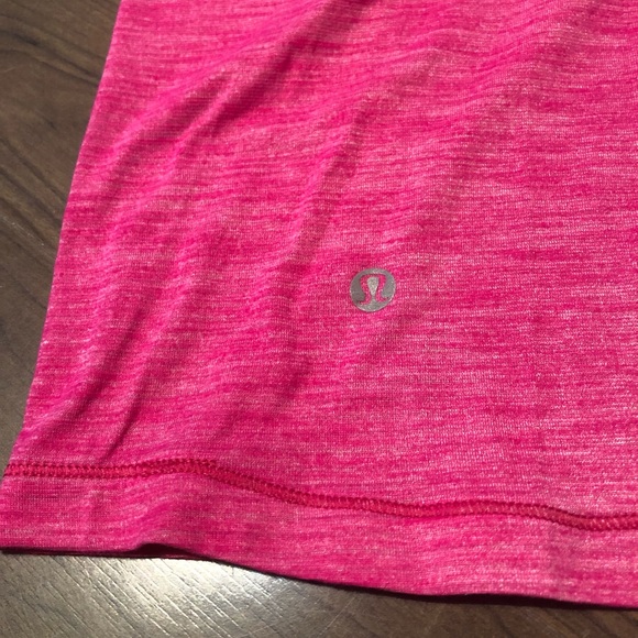 Lululemon Run For Gold tank size 6 - Picture 5 of 5